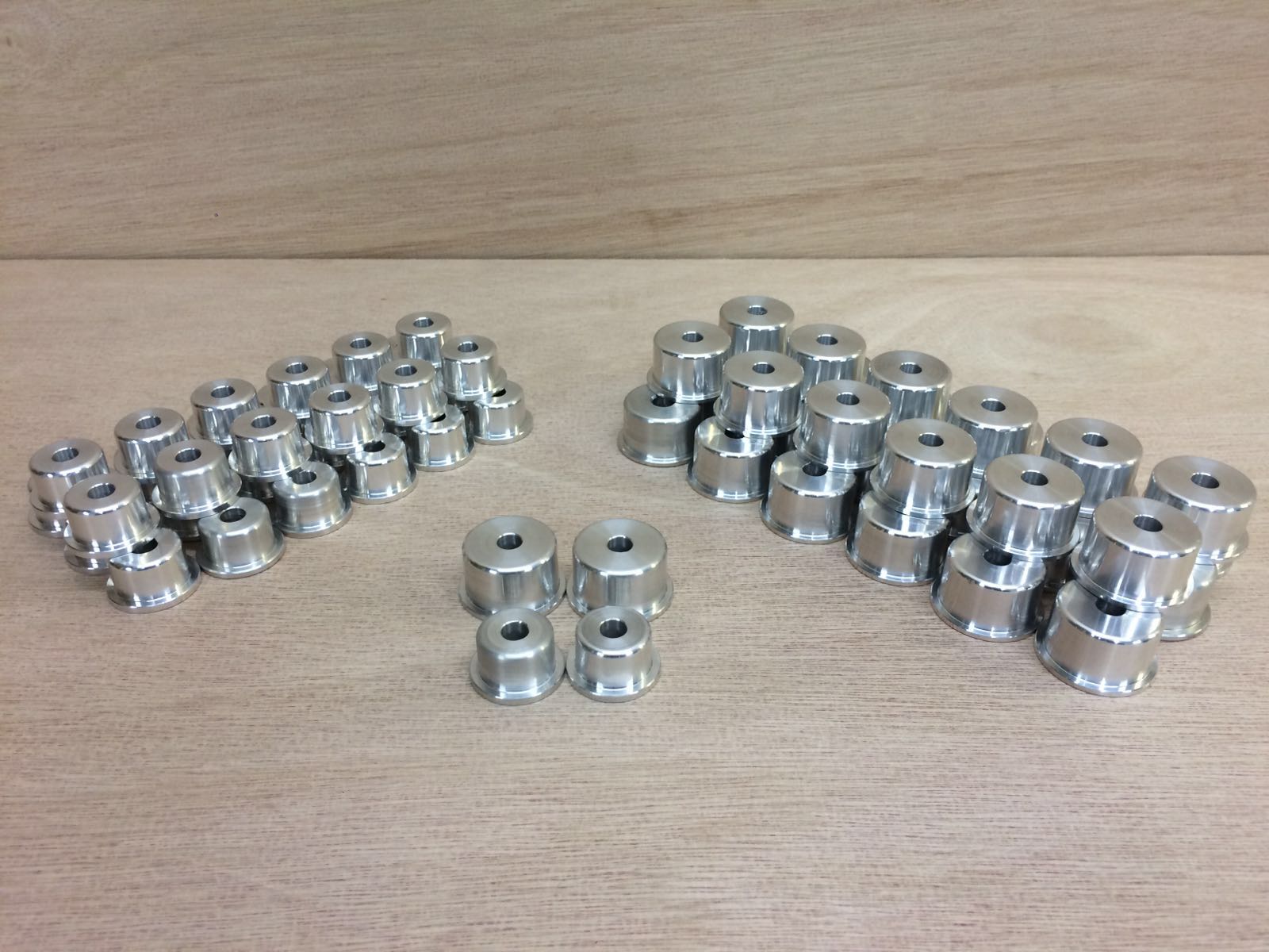 (New) Cosworth Solid Alloy Gearbox Bushes (New) Cosworth Solid Alloy Gearbox Bushes